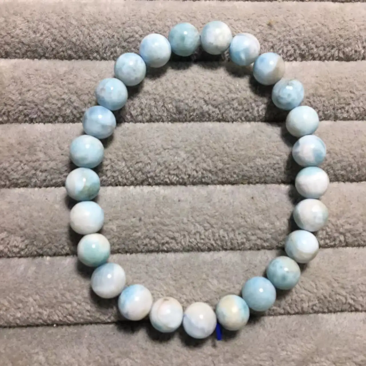 1 браслет, как на фото (3) Φ 25-26beads AKAC, натуральные украшения в виде лампочек
1 браслет, как на фото (3) Φ 25-26beads AKAC, натуральные украшения в виде лампочек