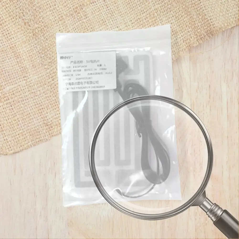 USB-нагревательная пленка, электрическая грелка, 5 В, обогреватель для перчаток, складная электрическая грелка для ног, многофункциональная для шеи, плеч, задних ног
USB-нагревательная пленка, электрическая грелка, 5 В, обогреватель для перчаток, складная электрическая грелка для ног, многофункциональная для шеи, плеч, задних ног