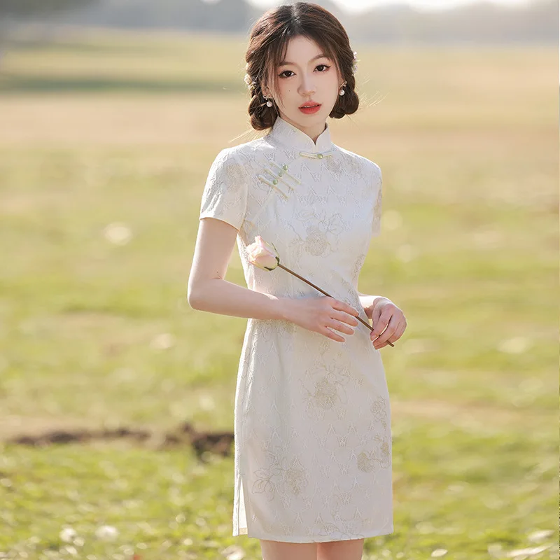 Beige Women Summer Short Cheongsam Dress Vintage Chinese Style Lace Embroidery Dresses Slim Improved Fashion Qipao S To 3XL
Beige Women Summer Short Cheongsam Dress Vintage Chinese Style Lace Embroidery Dresses Slim Improved Fashion Qipao S To 3XL