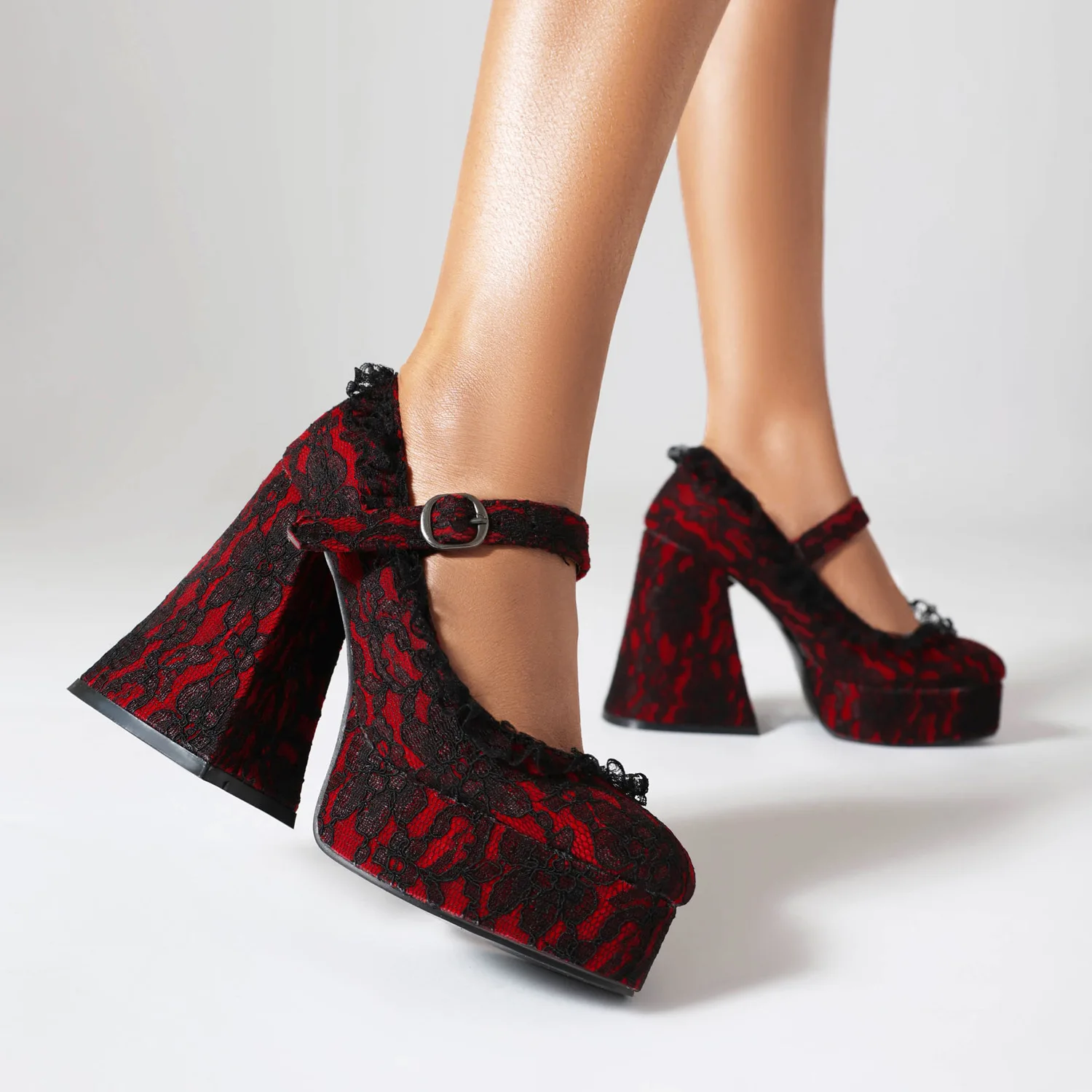Gothic Lolita Mary Jane Shoes For Women Lace Trim Platform Chunky Heel Pumps With Buckle Strap Black/red Cosplay Party Footwear
Gothic Lolita Mary Jane Shoes For Women Lace Trim Platform Chunky Heel Pumps With Buckle Strap Black/red Cosplay Party Footwear