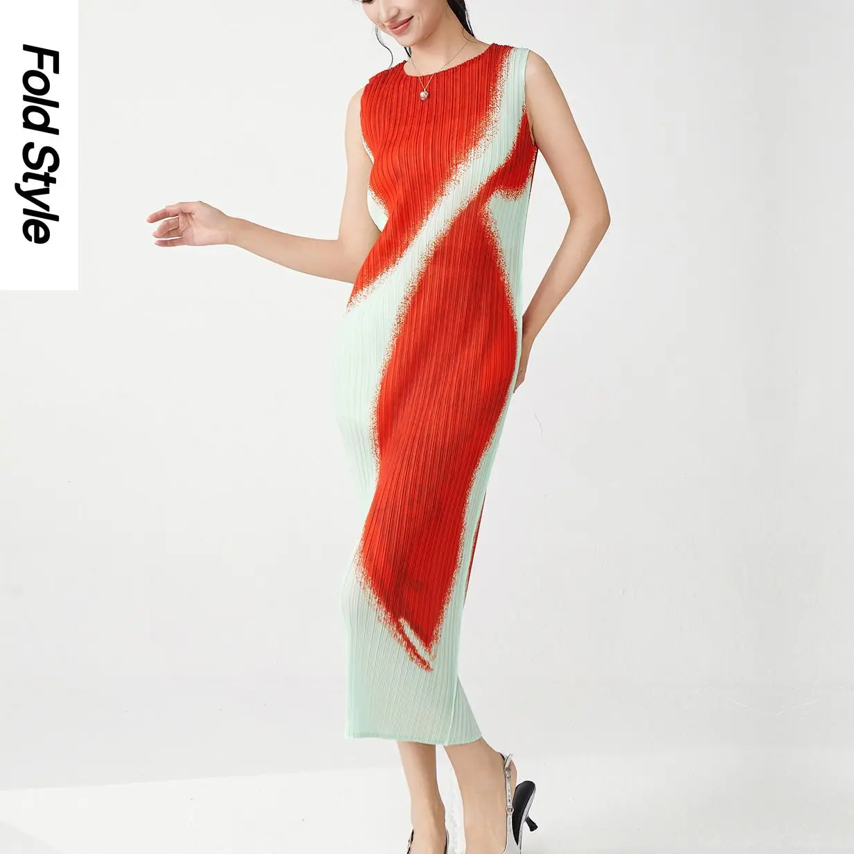 Miyake's New Sleeveless Dress Long Dress Slim One-step Skirt Women's Clothing Summer High-end Pleated Dress Women's Clothing
Miyake's New Sleeveless Dress Long Dress Slim One-step Skirt Women's Clothing Summer High-end Pleated Dress Women's Clothing