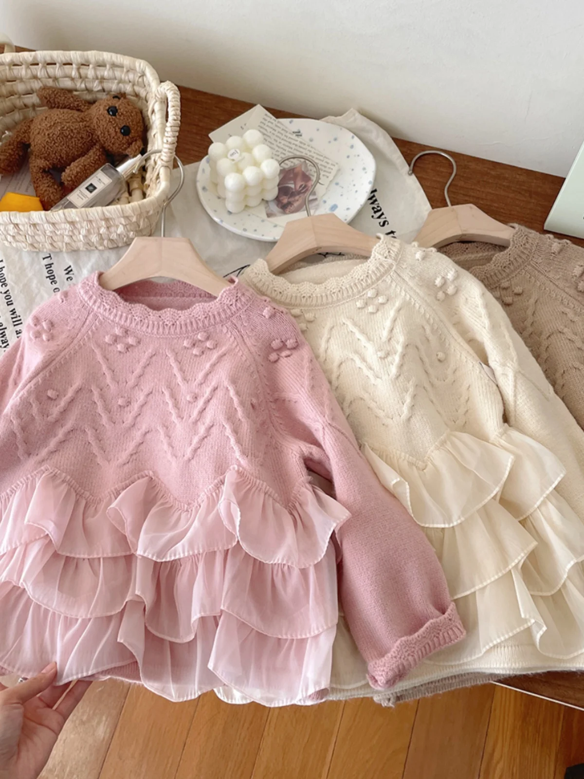 Princ Ruffle Splice Thiened Autumn Winter Knitted Sweater Overhead Sle Girls Faion Korean Version Warm Top
Princ Ruffle Splice Thiened Autumn Winter Knitted Sweater Overhead Sle Girls Faion Korean Version Warm Top