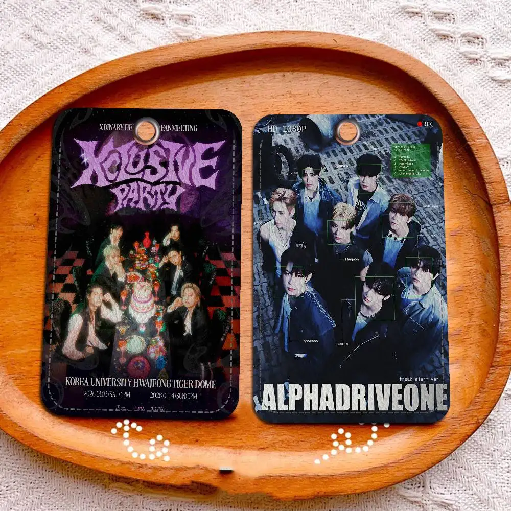X-Xdinary Kpop Group H-Heroe Band Cartoon Card Keychain Anime Fashion Pendant Bag ID Door Card Case Bus Card Cute Adult
X-Xdinary Kpop Group H-Heroe Band Cartoon Card Keychain Anime Fashion Pendant Bag ID Door Card Case Bus Card Cute Adult