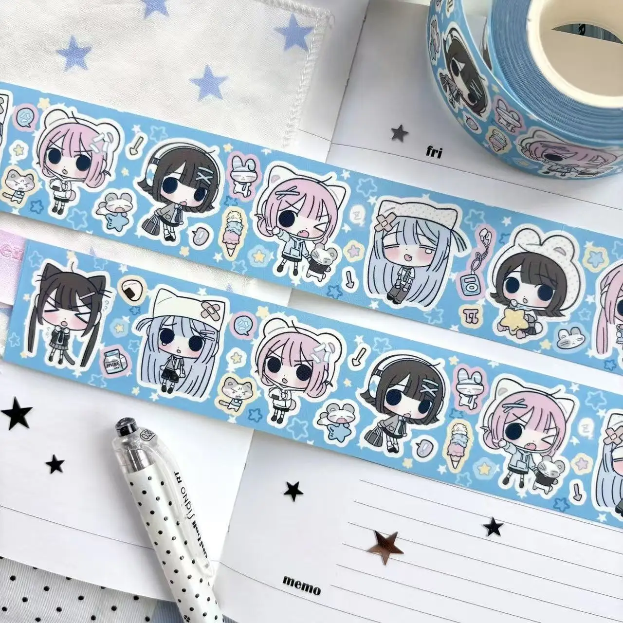 Cute Original Sticker Roll Blue Signal Character and Four-leaf Clover Die-cut Tape Packaged Japanese Handbook Decorative Sticker
Cute Original Sticker Roll Blue Signal Character and Four-leaf Clover Die-cut Tape Packaged Japanese Handbook Decorative Sticker