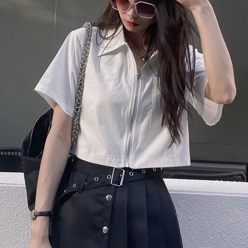 Women Korean Minimalist Summer Cropped Shirt Full Zip Loose Short Sleeve Casual Blouse
Women Korean Minimalist Summer Cropped Shirt Full Zip Loose Short Sleeve Casual Blouse