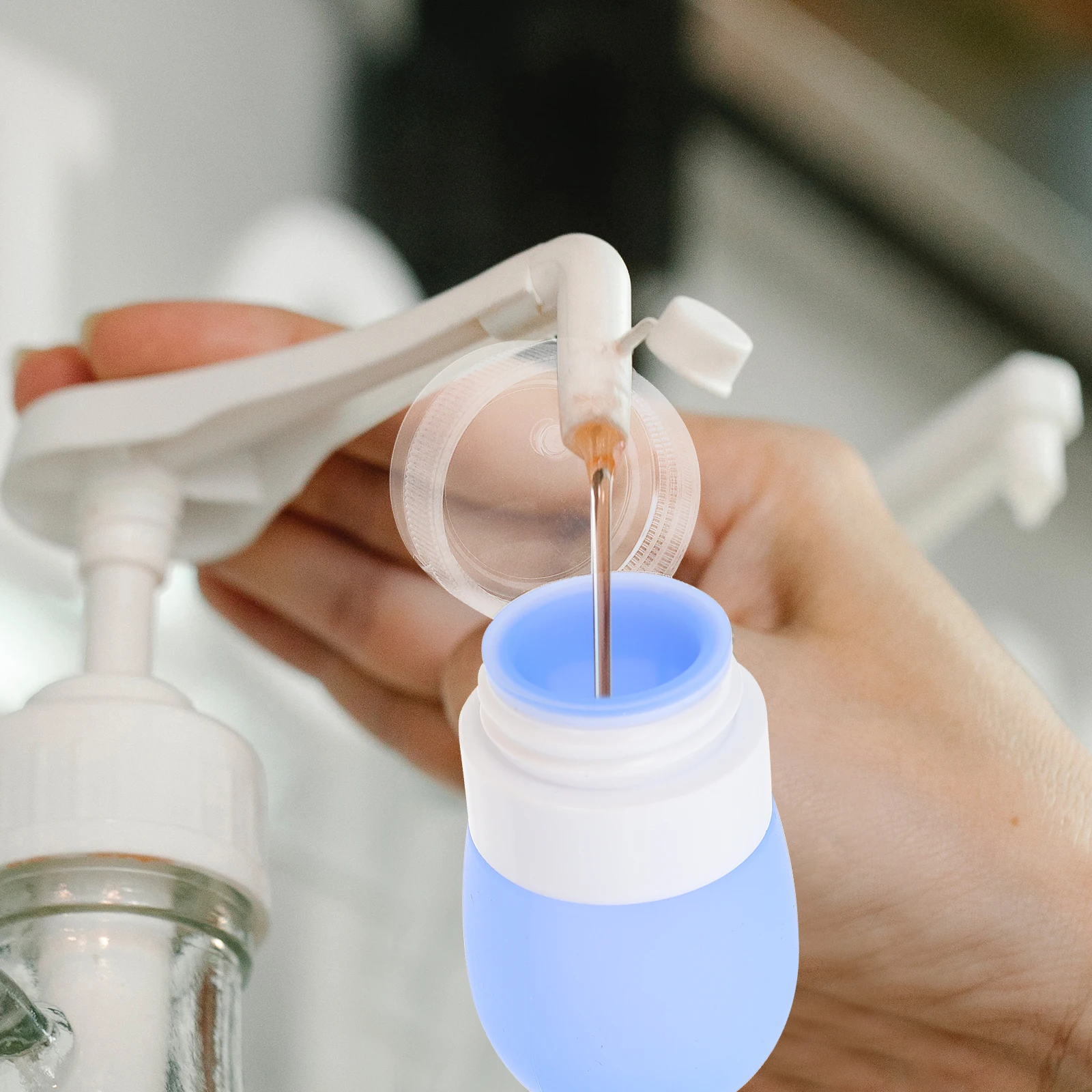 Travel Toiletry Leak Proof Silicone Travel Bottles 100ml Silicone Squeeze Refillable Shampoo Liquid Storage Portable Gifts
Travel Toiletry Leak Proof Silicone Travel Bottles 100ml Silicone Squeeze Refillable Shampoo Liquid Storage Portable Gifts