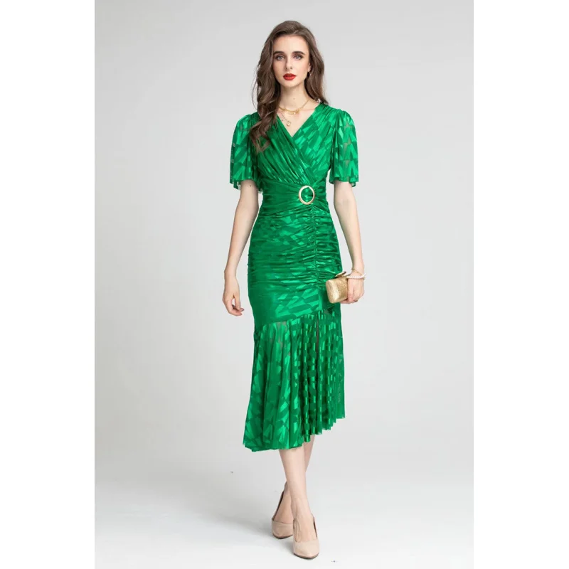 French Style High-Grade Embroidered Sequined Floral Skirt2025Summer New Fashion Black Mid-Length Short Sleeve Dress
French Style High-Grade Embroidered Sequined Floral Skirt2025Summer New Fashion Black Mid-Length Short Sleeve Dress