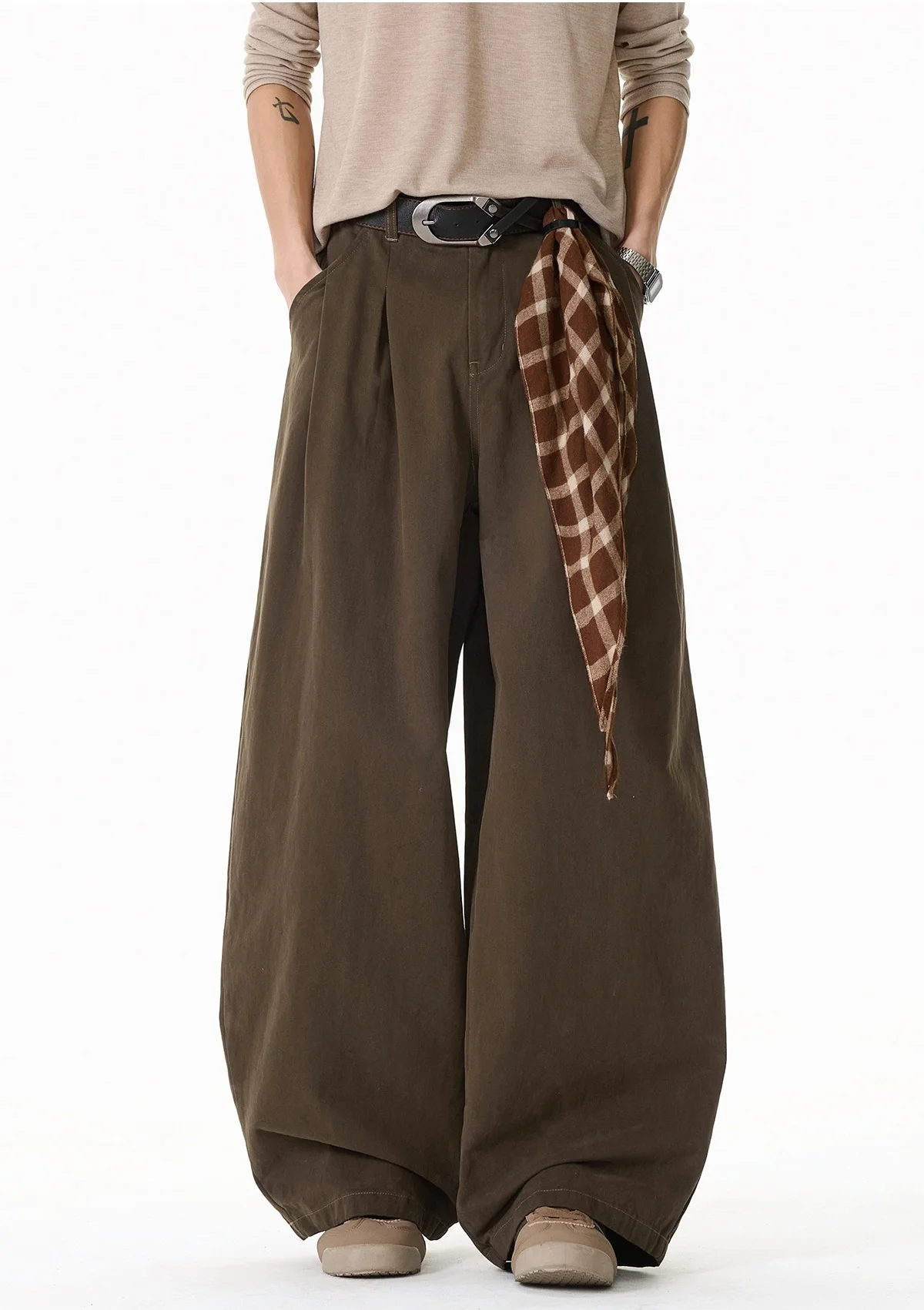 Vintage, Minimalist Casual Pleated Pants for Men: Basic Wide-Leg, Loose-Fit, Textured Straight-Leg Trousers
Vintage, Minimalist Casual Pleated Pants for Men: Basic Wide-Leg, Loose-Fit, Textured Straight-Leg Trousers