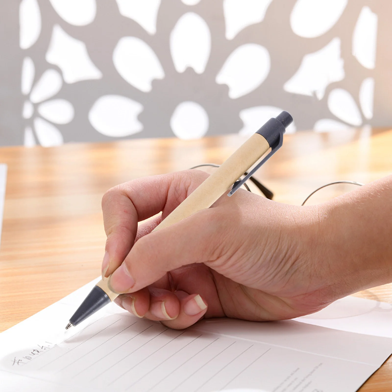 10Pcs Ballpoint Pens Creative Design Comfortable Ergonomic Retractable Multi-Function Office School Pens Smooth Writing Supplies
10Pcs Ballpoint Pens Creative Design Comfortable Ergonomic Retractable Multi-Function Office School Pens Smooth Writing Supplies