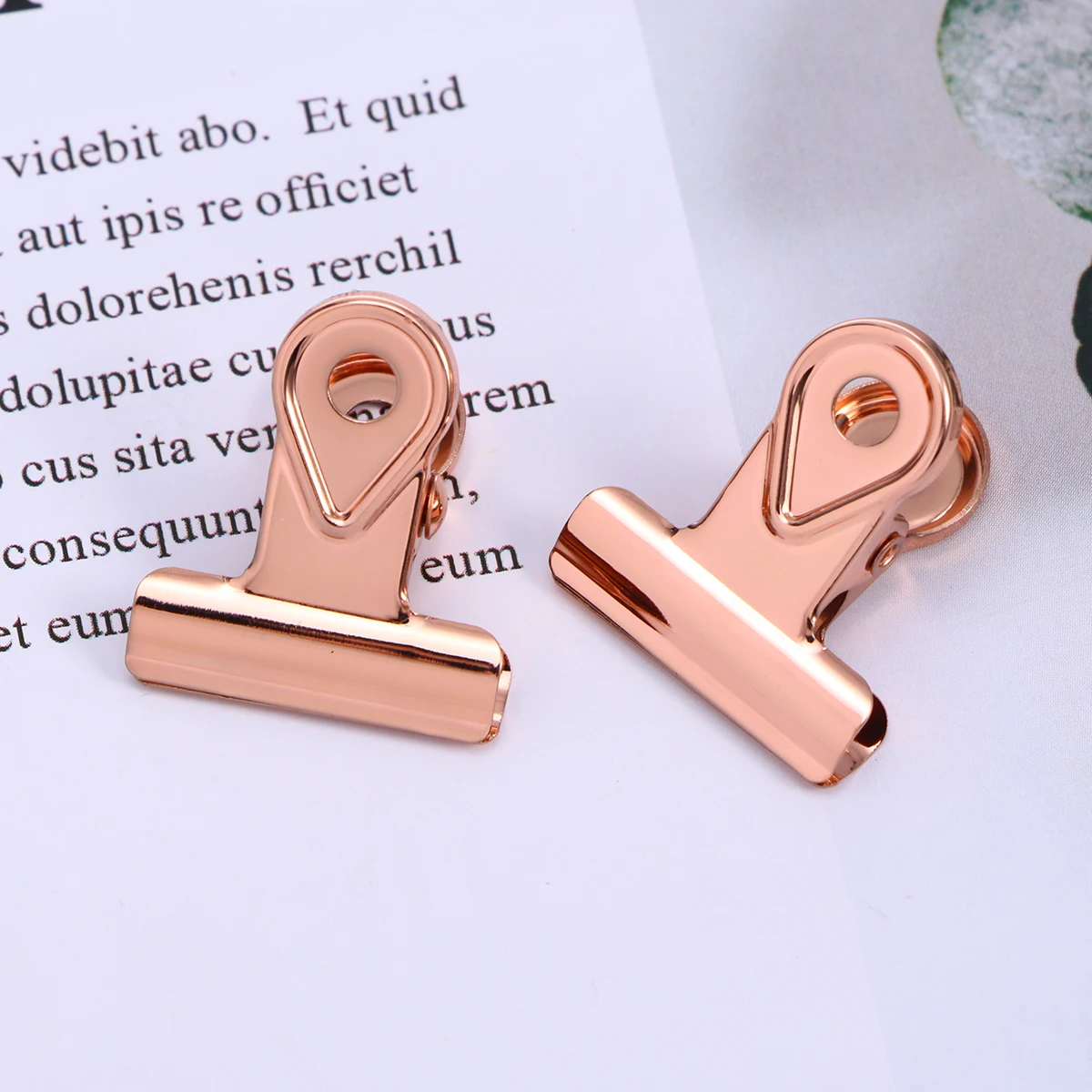 20pcs Financial Notes Clip Copper Binder Hinge Paper Clamp Golden Storage Display Tags Photos Maps Drawings Office Home Craft
20pcs Financial Notes Clip Copper Binder Hinge Paper Clamp Golden Storage Display Tags Photos Maps Drawings Office Home Craft