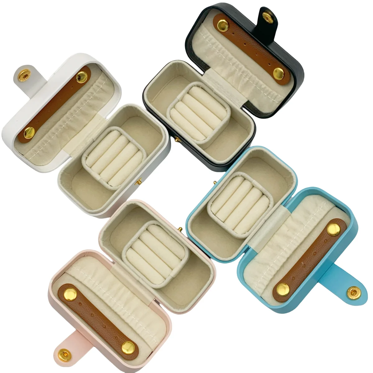 Портативное кольцо для ювелирных изделий из искусственной кожи, ожерелье, серьги, коробка для хранения ювелирных изделий, подходящая для женской повседневной путешествий, переноски ювелирных изделий
Портативное кольцо для ювелирных изделий из искусственной кожи, ожерелье, серьги, коробка для хранения ювелирных изделий, подходящая для женской повседневной путешествий, переноски ювелирных изделий