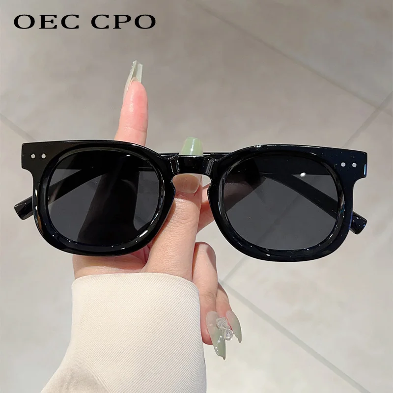 Women's Thick Frame Square Sunglasses Retro Punk Travel Accessories Beach Eye Protection Black Shades Summer Fashion Decor
Women's Thick Frame Square Sunglasses Retro Punk Travel Accessories Beach Eye Protection Black Shades Summer Fashion Decor