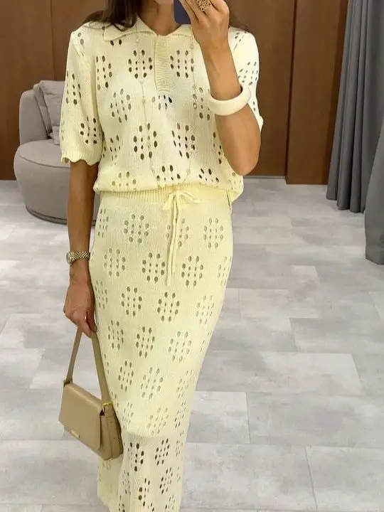 Women's Hollow Hook Flower Half Skirt Set Short Sleeve Shirt Loose Fit Breathable Summer Fashion Ensemble Cotton Blend
Women's Hollow Hook Flower Half Skirt Set Short Sleeve Shirt Loose Fit Breathable Summer Fashion Ensemble Cotton Blend