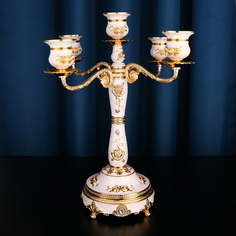 European Candle Holder 3 5 Head Creative Romantic Candlelight Dinner Wedding Decor Luxury Home Decor
European Candle Holder 3 5 Head Creative Romantic Candlelight Dinner Wedding Decor Luxury Home Decor