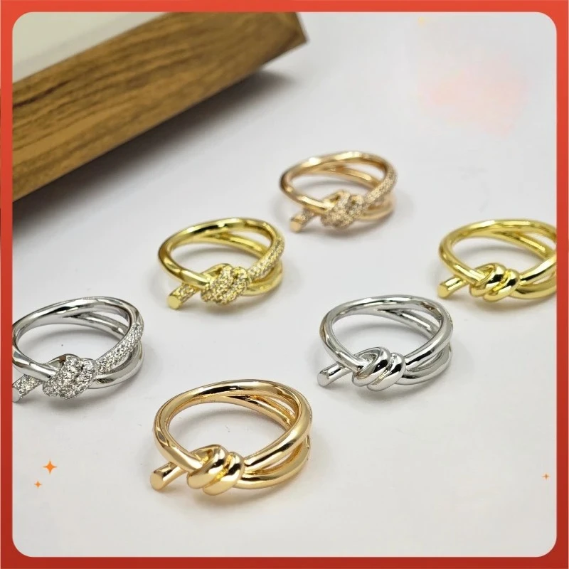 2025 new 925 silver high-quality bow fashion ring for women, light luxury high-end jewelry for daily wear and party gifts
2025 new 925 silver high-quality bow fashion ring for women, light luxury high-end jewelry for daily wear and party gifts