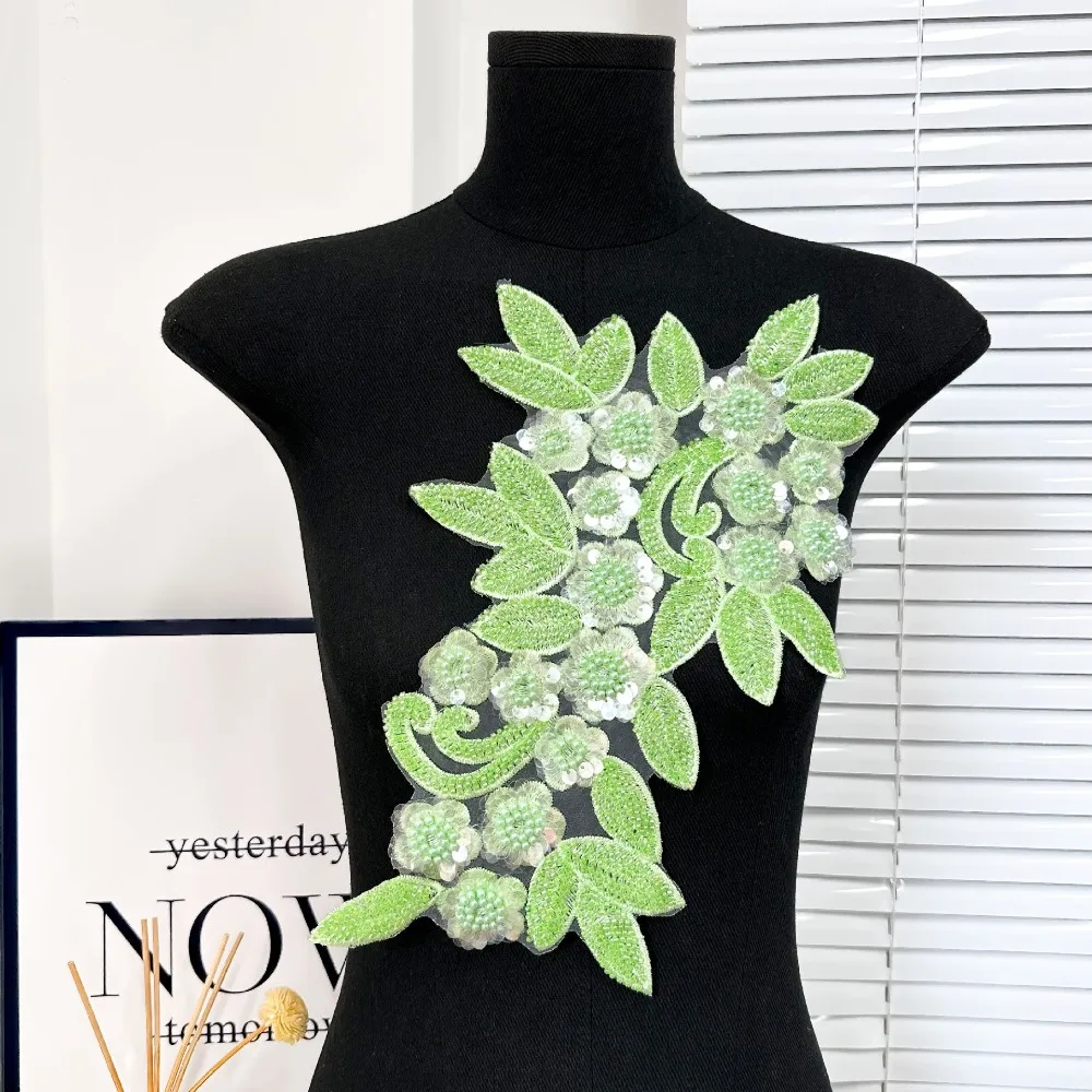 Sequin Flower Embroidered Patches Three Dimensional Flowers Exquisite Clothes Patches Elegant Detachable Patch Repair Apparel
Sequin Flower Embroidered Patches Three Dimensional Flowers Exquisite Clothes Patches Elegant Detachable Patch Repair Apparel