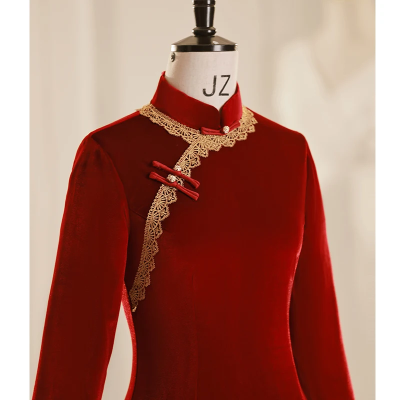 Весеннее бархатное платье с длинными рукавами для свадебной церемонии, платье для матери невесты с кружевной отделкой, праздничное платье
Весеннее бархатное платье с длинными рукавами для свадебной церемонии, платье для матери невесты с кружевной отделкой, праздничное платье