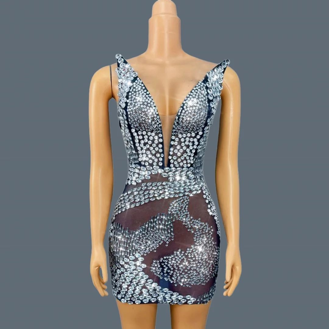 Sparkly Silver Crystals Mini Dress Double-sided Black Mesh Velvet Cocktail Dress Birthday Party Wear Night Out Outfit Qingshuang
Sparkly Silver Crystals Mini Dress Double-sided Black Mesh Velvet Cocktail Dress Birthday Party Wear Night Out Outfit Qingshuang