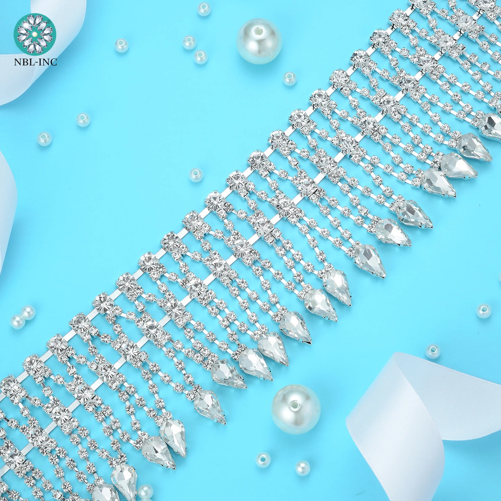 (10 yards) Wholesale silver crystal rhinestone trim welding trim for wedding evening dress accessory WDD1298
(10 yards) Wholesale silver crystal rhinestone trim welding trim for wedding evening dress accessory WDD1298