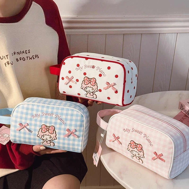 Косметичка с мультяшным принтом Kawaii, женская косметичка, косметичка на молнии, портативная сумка-клатч для хранения помады.
Косметичка с мультяшным принтом Kawaii, женская косметичка, косметичка на молнии, портативная сумка-клатч для хранения помады.