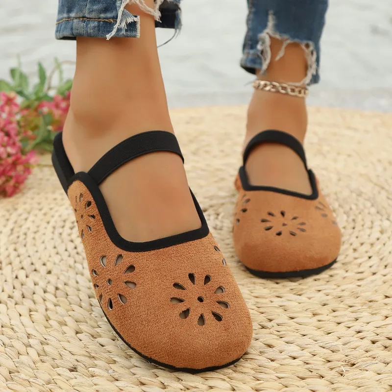 The 2025 summer new womens outdoor sandals with a cutouted design comfortable and anti-slip slippers and home slippers for women
The 2025 summer new womens outdoor sandals with a cutouted design comfortable and anti-slip slippers and home slippers for women
