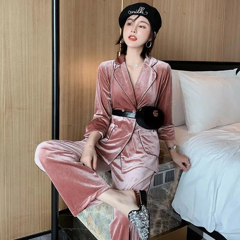 Velvet Pyjamas Pour Femme Autumn Home Clothes With Buttons Lapel Women Pajamas Suit Shirt&Pants Velour Two Pieces Sleep Set
Velvet Pyjamas Pour Femme Autumn Home Clothes With Buttons Lapel Women Pajamas Suit Shirt&Pants Velour Two Pieces Sleep Set