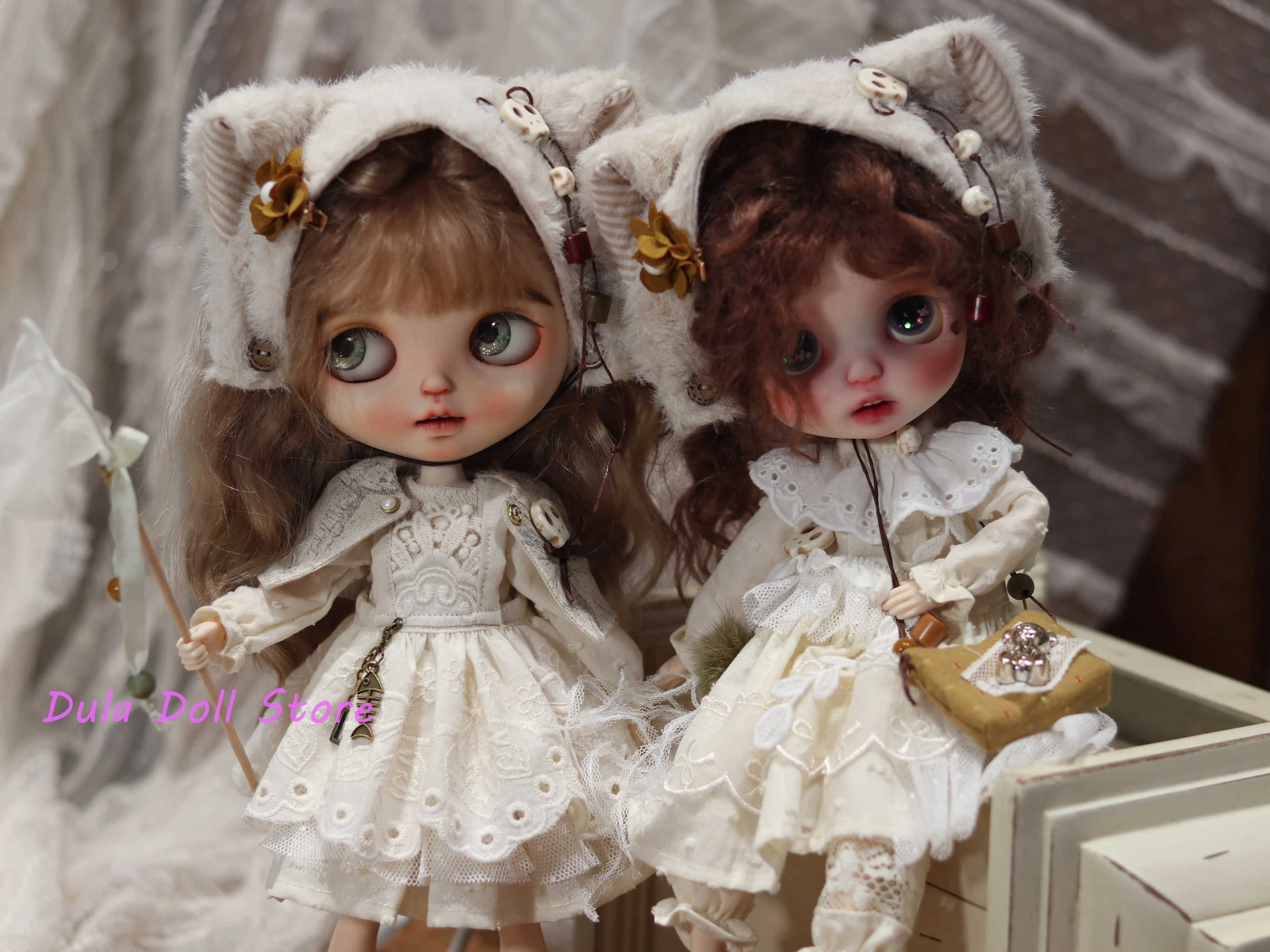 Одежда для кукол Dula Doll: комплект с белой юбкой в виде кошки для кукол Blythe, Landoudou, Landazz, ob24, ob22, Licca 1/6.
Одежда для кукол Dula Doll: комплект с белой юбкой в виде кошки для кукол Blythe, Landoudou, Landazz, ob24, ob22, Licca 1/6.