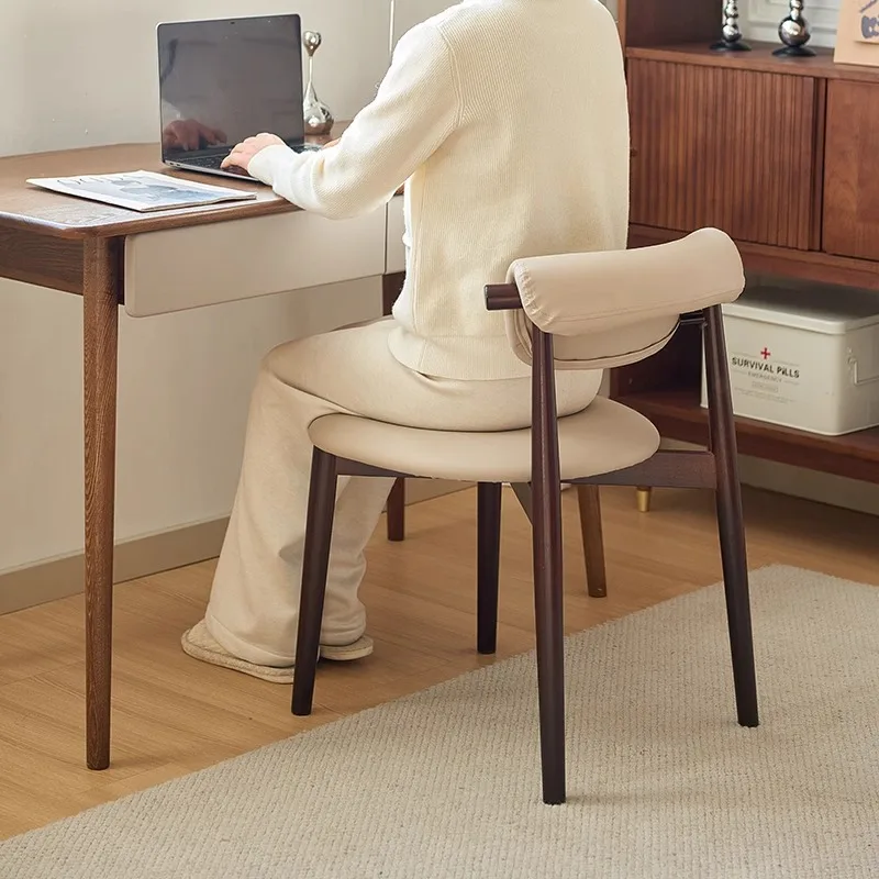 Nordic solid wood dining chair light luxury home restaurant Italian minimalist dining table chair
Nordic solid wood dining chair light luxury home restaurant Italian minimalist dining table chair