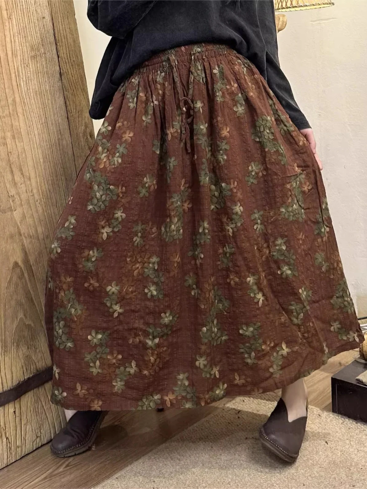 Retro Floral Print f Skirt Women's Summer Thin Elastic Waist Cotton Linen Floral Skirt Midi Casual A-Line Skirt
Retro Floral Print f Skirt Women's Summer Thin Elastic Waist Cotton Linen Floral Skirt Midi Casual A-Line Skirt