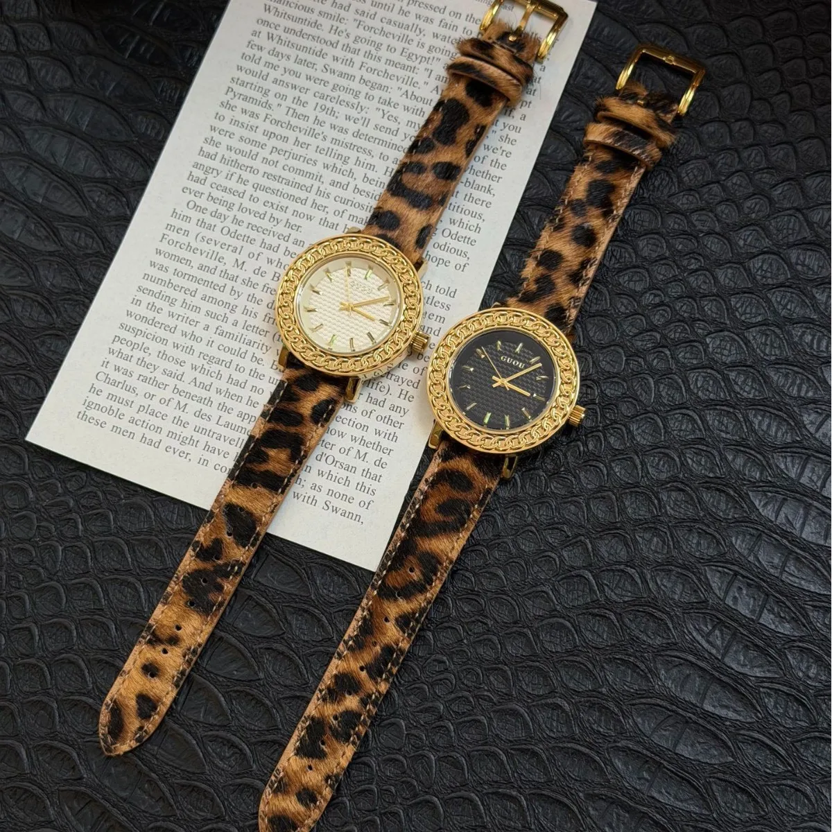 2026 New Retro Watch Niche Light Luxury Women's Leather Quartz Watch High-end Gold Women's Watch Brand Birthday Gift
2026 New Retro Watch Niche Light Luxury Women's Leather Quartz Watch High-end Gold Women's Watch Brand Birthday Gift