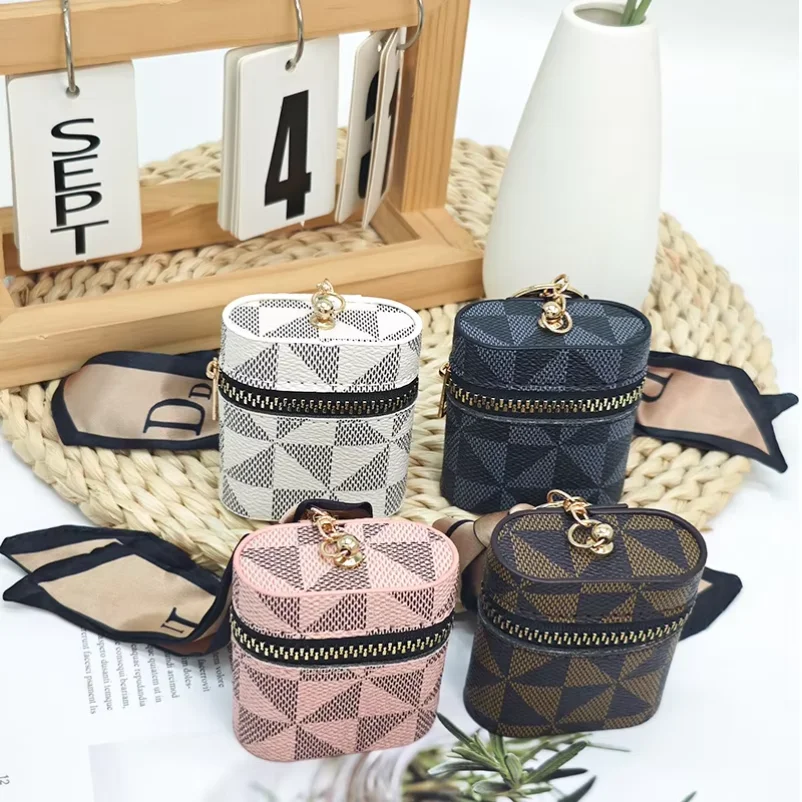 Key and Coin Storage Bag, Earphone Protection Case, Mini Lipstick Storage Bag, Portable and Fashionable Key Hanger
Key and Coin Storage Bag, Earphone Protection Case, Mini Lipstick Storage Bag, Portable and Fashionable Key Hanger