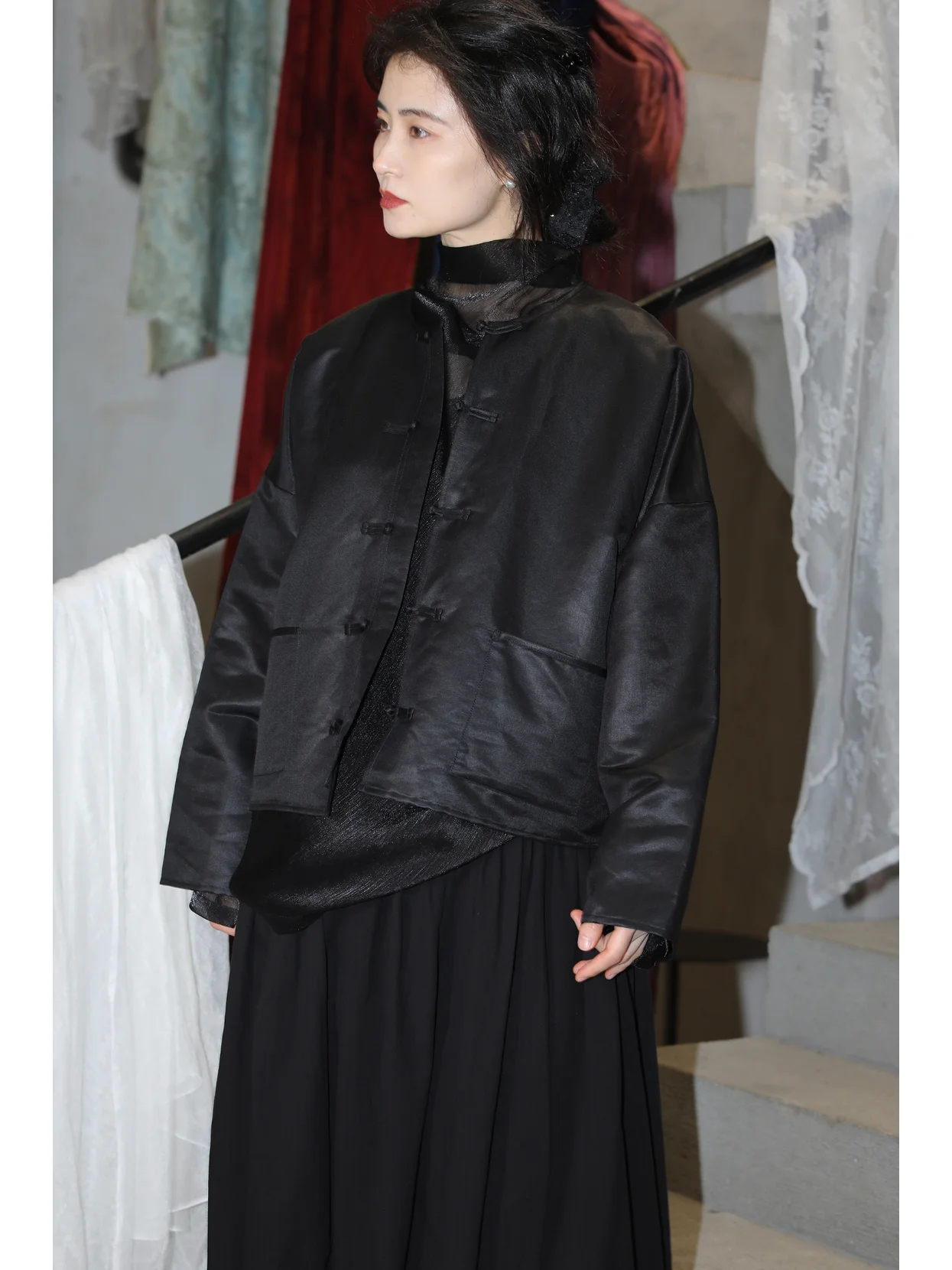 Ninth Cloud's II Handmade Silk Linen Button Front Bla Jaet Traditional Chinese Sle Long Sve Stand C...
Ninth Cloud's II Handmade Silk Linen Button Front Bla Jaet Traditional Chinese Sle Long Sve Stand C...