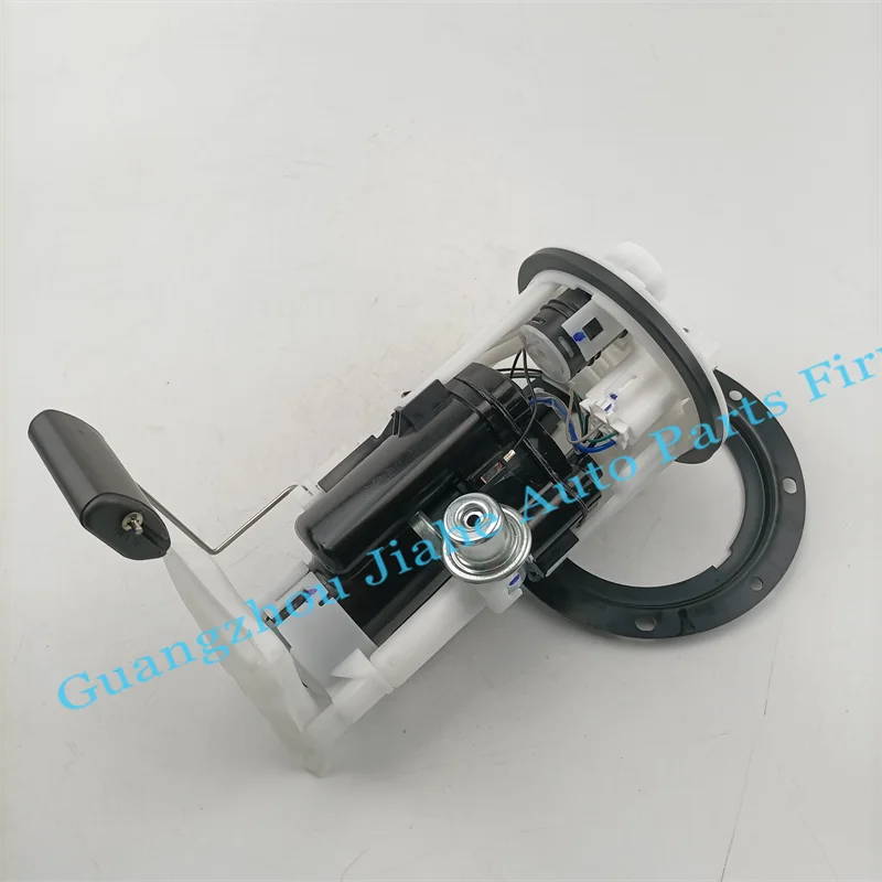 For Hyundai GETZ (TB) 1.1 Hyundai GETZ 1.3i 1.6 Tank Fuel Pump Assembly 31110-1C000 31110-1C010 08300-1100 311101C000 5Pins
For Hyundai GETZ (TB) 1.1 Hyundai GETZ 1.3i 1.6 Tank Fuel Pump Assembly 31110-1C000 31110-1C010 08300-1100 311101C000 5Pins