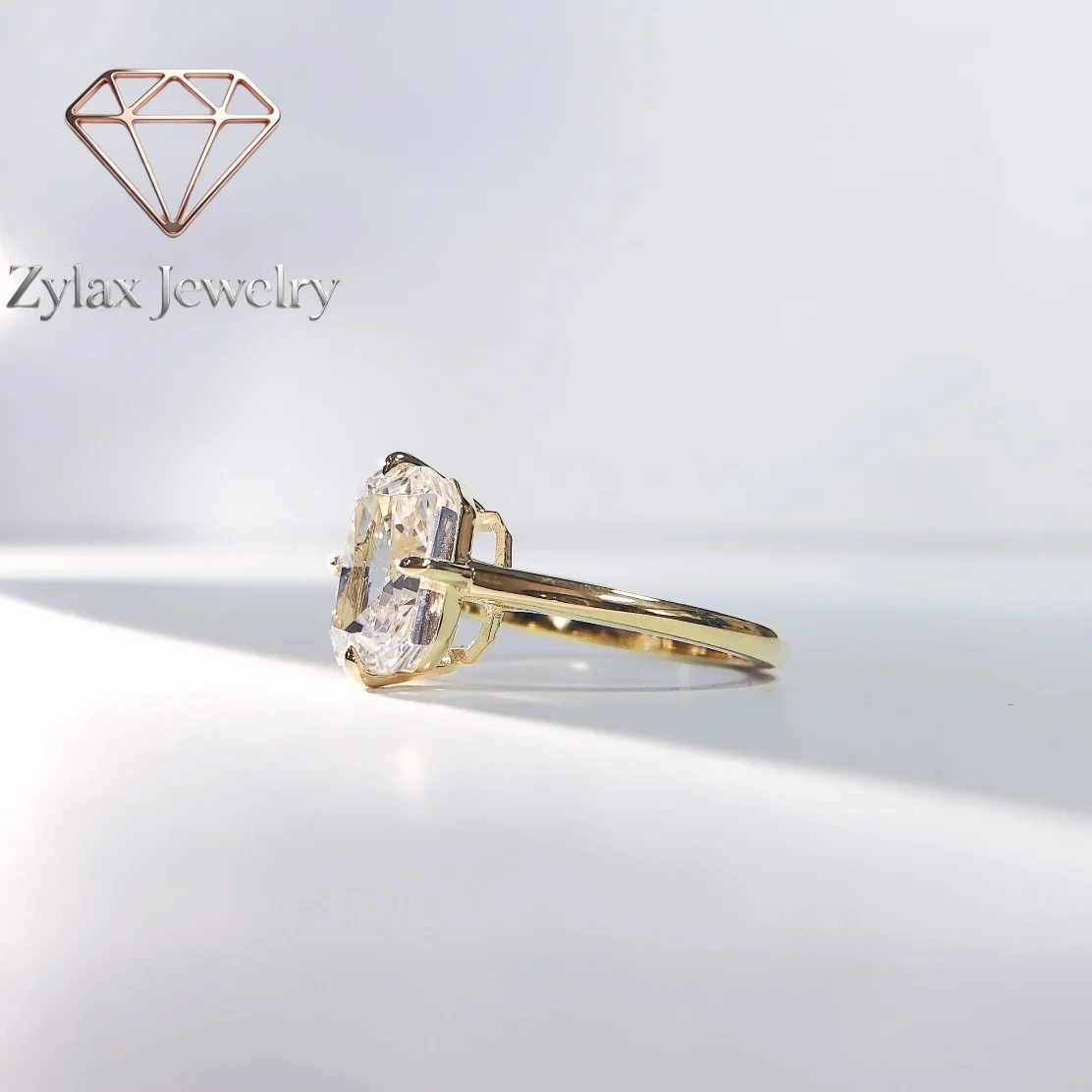 Zylax Jewelry 4Ct 8*10mm Radiant Cut Created High Carbon Diamond Engagement Ring 925 Sterling Silver Jewelry Wedding Ring 229
Zylax Jewelry 4Ct 8*10mm Radiant Cut Created High Carbon Diamond Engagement Ring 925 Sterling Silver Jewelry Wedding Ring 229