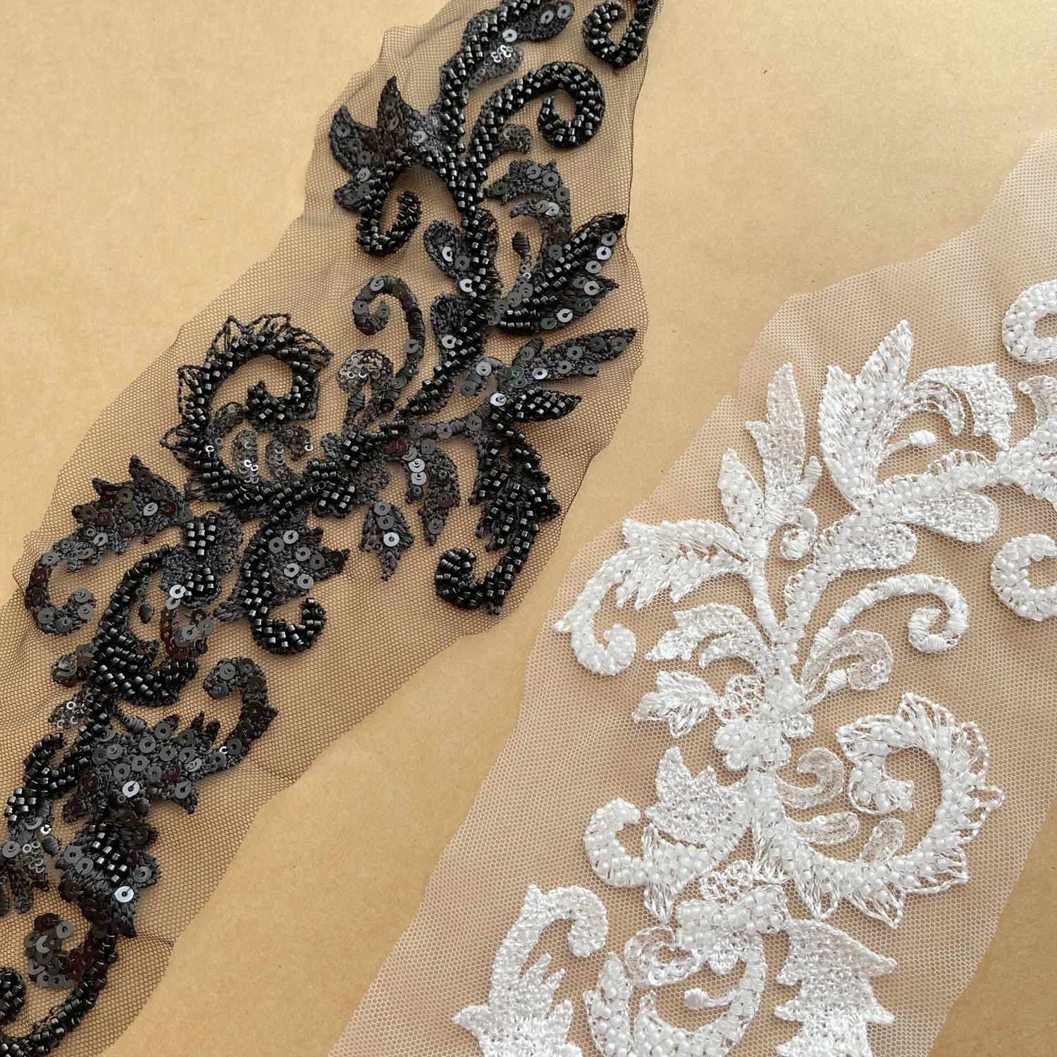 New High Quality Black and White Lace Embroidery Mirror Flower Wedding Dress Handmade Clothing Wedding Decoration Accessories
New High Quality Black and White Lace Embroidery Mirror Flower Wedding Dress Handmade Clothing Wedding Decoration Accessories