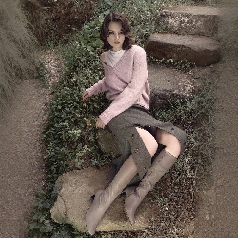 Теплый вязаный комплект свитера V-Ne и искусственным воротником, корейский зимний комплект из двух предметов High Ne Sli для женщин
Теплый вязаный комплект свитера V-Ne и искусственным воротником, корейский зимний комплект из двух предметов High Ne Sli для женщин