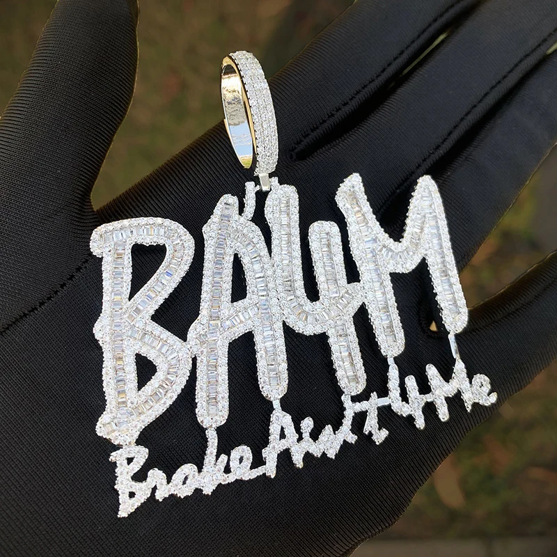 Хип-хоп 5A + кубический цирконий, блестящий Iced Out BA4M, подвески с буквами, ожерелье для мужчин, рэперские украшения, цвет: золото, серебро
Хип-хоп 5A + кубический цирконий, блестящий Iced Out BA4M, подвески с буквами, ожерелье для мужчин, рэперские украшения, цвет: золото, серебро