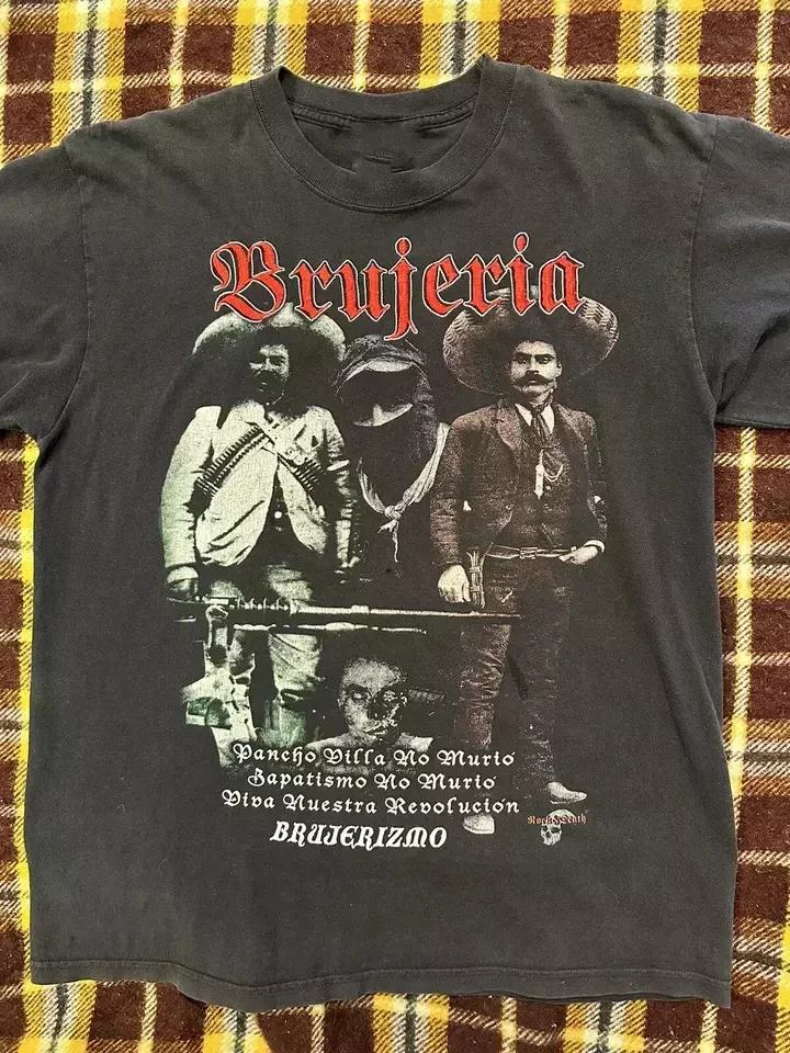 Новая популярная черная футболка Brujeria Band, хлопковая футболка в полный размер, мужская и женская летняя повседневная хлопковая футболка с круглым вырезом
Новая популярная черная футболка Brujeria Band, хлопковая футболка в полный размер, мужская и женская летняя повседневная хлопковая футболка с круглым вырезом