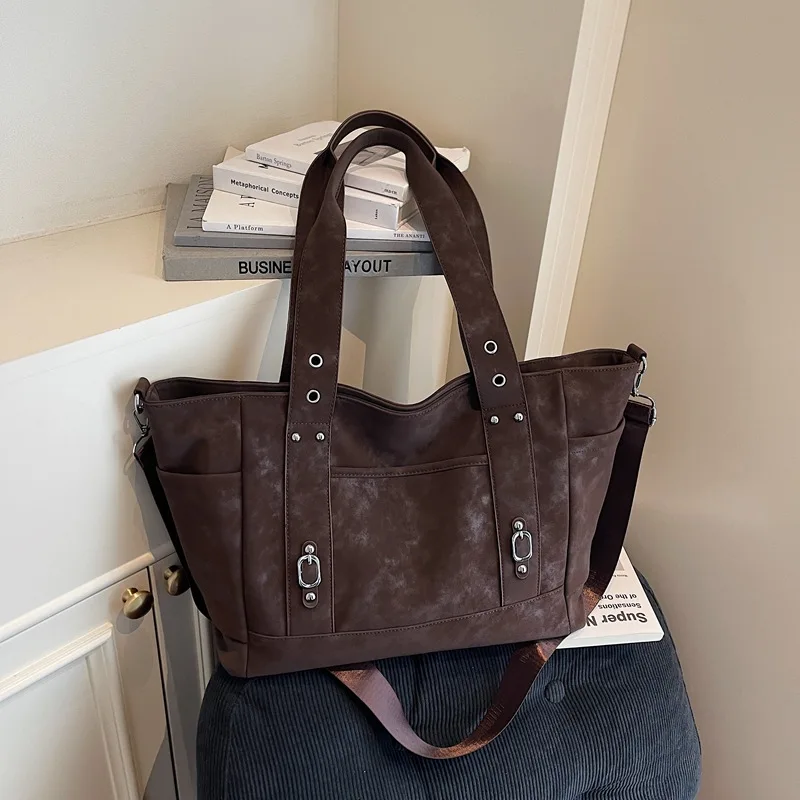 Autumn Winter Matte Tote Bag for Women 2025 New Large Capacity Suede Female Handbags Solid Color Shopping Shoulder Bags
Autumn Winter Matte Tote Bag for Women 2025 New Large Capacity Suede Female Handbags Solid Color Shopping Shoulder Bags