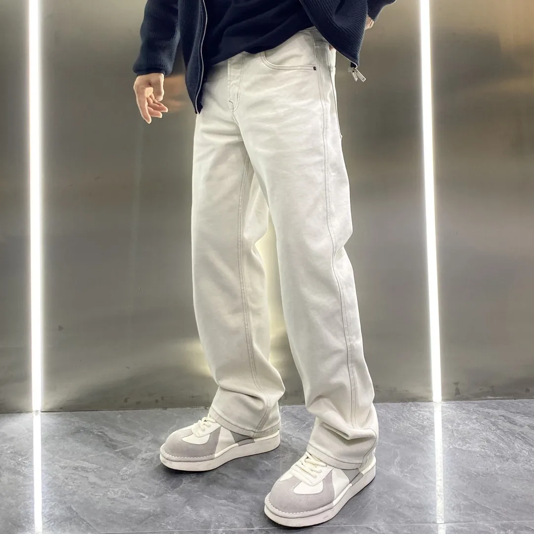 Мужские джинсы прямого кроя в американском ретро-стиле, свободные, класса люкс, простые, длинные брюки, осенне-зимние, с высокой талией, прямые, повседневные
Мужские джинсы прямого кроя в американском ретро-стиле, свободные, класса люкс, простые, длинные брюки, осенне-зимние, с высокой талией, прямые, повседневные