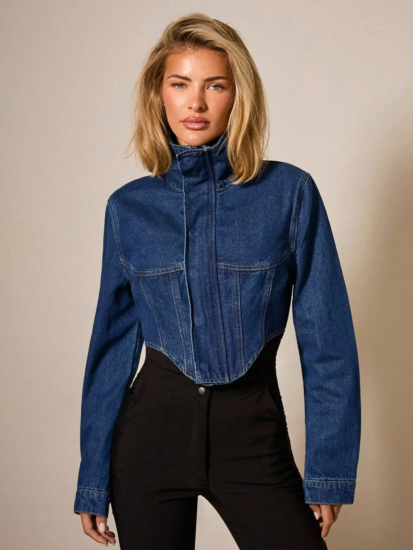 Women's Cropped Denim Jacket with Stand Collar and Front Pockets
Women's Cropped Denim Jacket with Stand Collar and Front Pockets