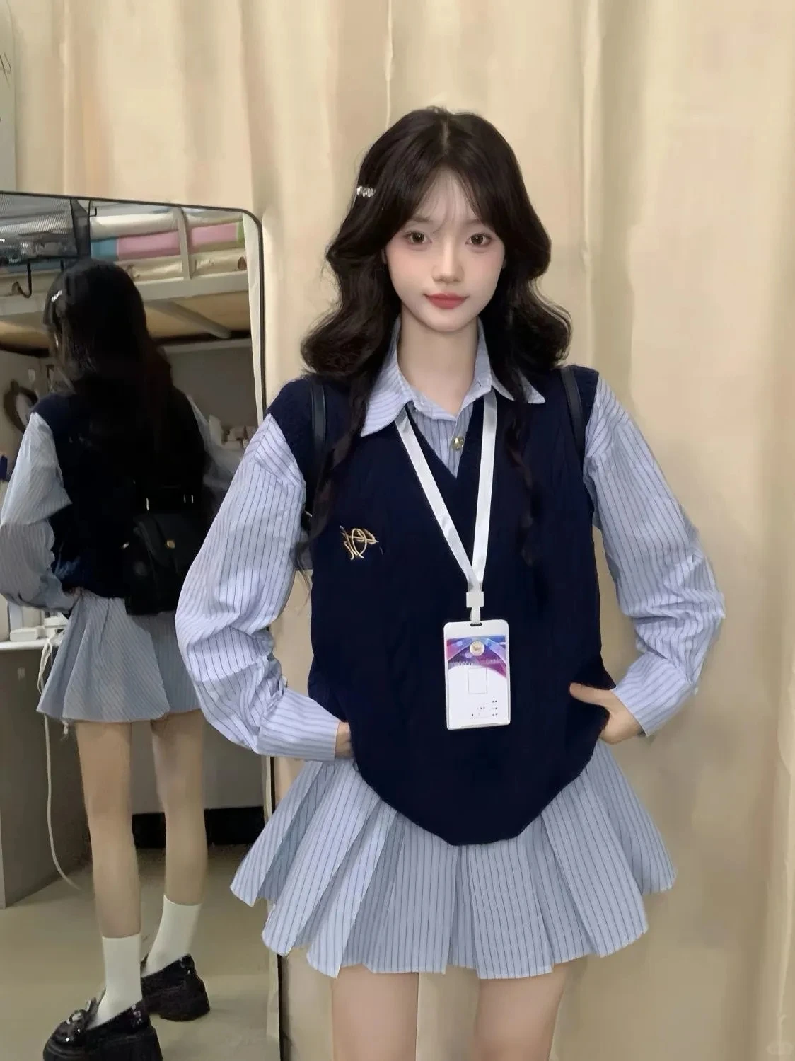 2024 New Autumn Korean College Style Long-sleeved Striped Shirt Dress+layered Knitted Sweater Vest Vest Women's Two-piece Suit
2024 New Autumn Korean College Style Long-sleeved Striped Shirt Dress+layered Knitted Sweater Vest Vest Women's Two-piece Suit