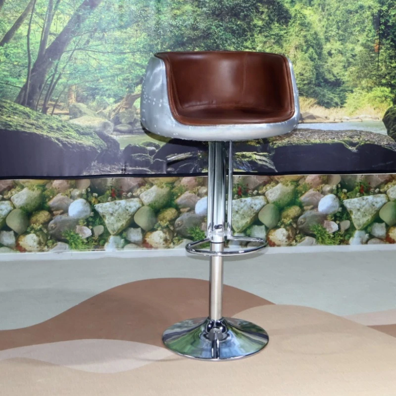 Industrial style lifting bar chair Aluminum leather nails Personality creative bar Revolving bar chair 
Industrial style lifting bar chair Aluminum leather nails Personality creative bar Revolving bar chair
