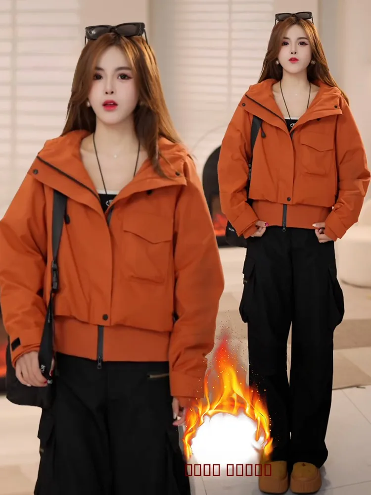 Утепленная хлопковая куртка на флисовой подкладке для женщин, зимняя теплая универсальная верхняя одежда в корейском стиле, свободный крой
Утепленная хлопковая куртка на флисовой подкладке для женщин, зимняя теплая универсальная верхняя одежда в корейском стиле, свободный крой