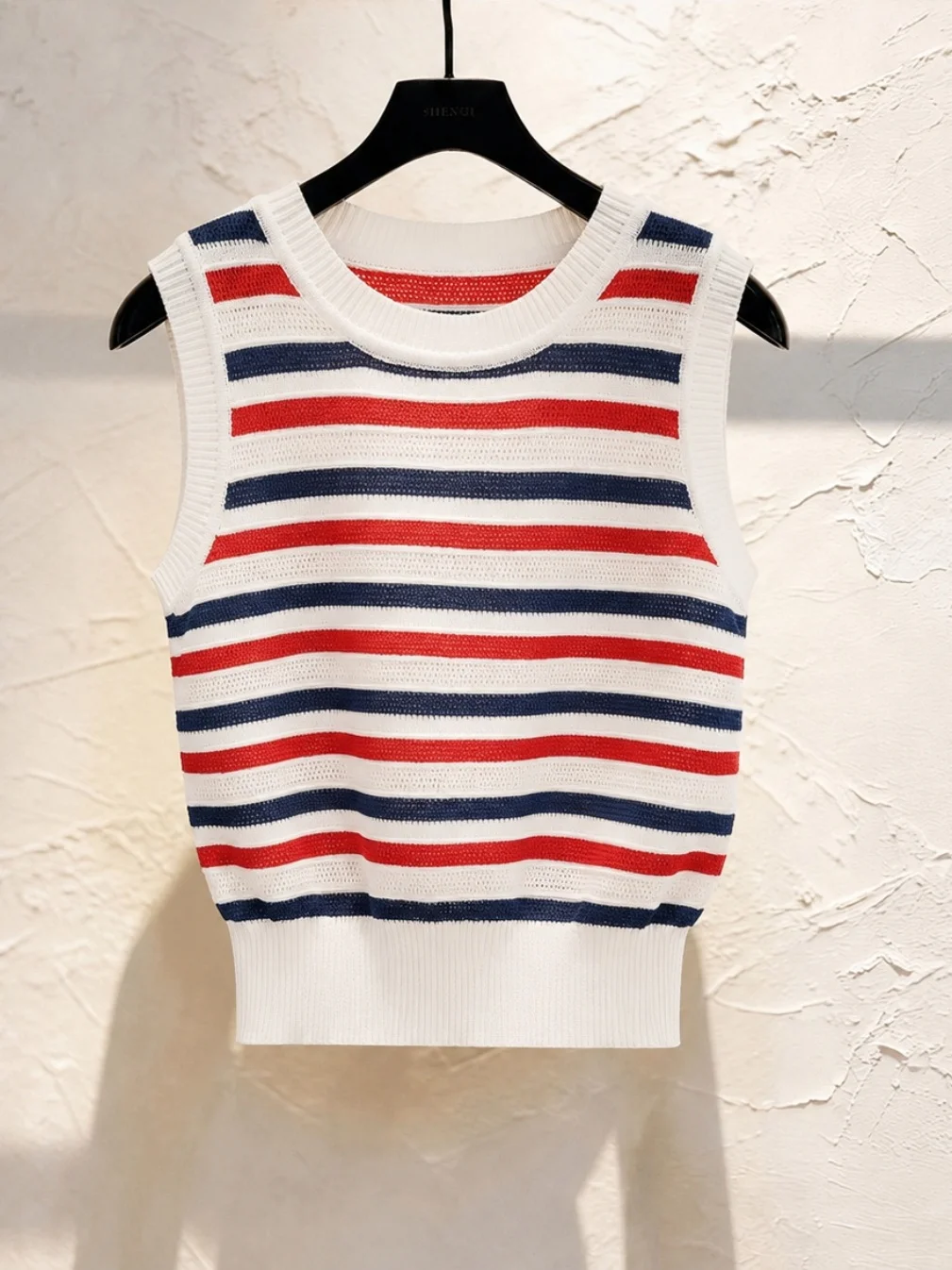 Striped round Neck Sleeveless Knitted Vest Soft Beautiful Korean Style Versatile Fashionable Summer Top for Women
Striped round Neck Sleeveless Knitted Vest Soft Beautiful Korean Style Versatile Fashionable Summer Top for Women