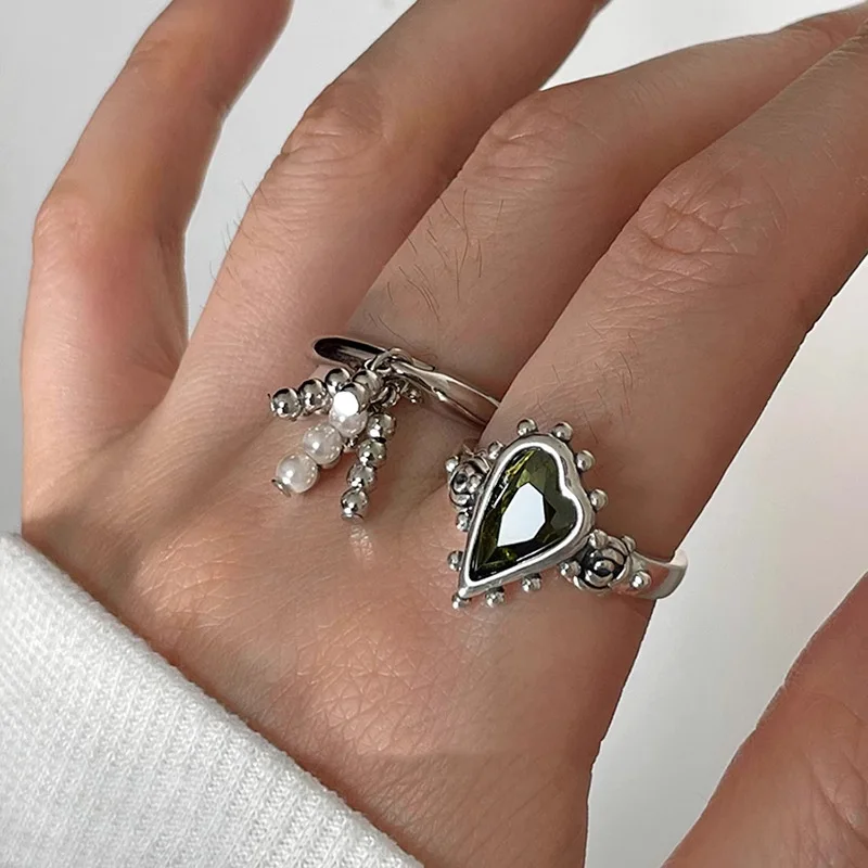 925 Sterling Silver Geometric Retro Tassel Rings for Women Simple Korean Fashion Irregular Green Love Adjustable Handmade Ring
925 Sterling Silver Geometric Retro Tassel Rings for Women Simple Korean Fashion Irregular Green Love Adjustable Handmade Ring