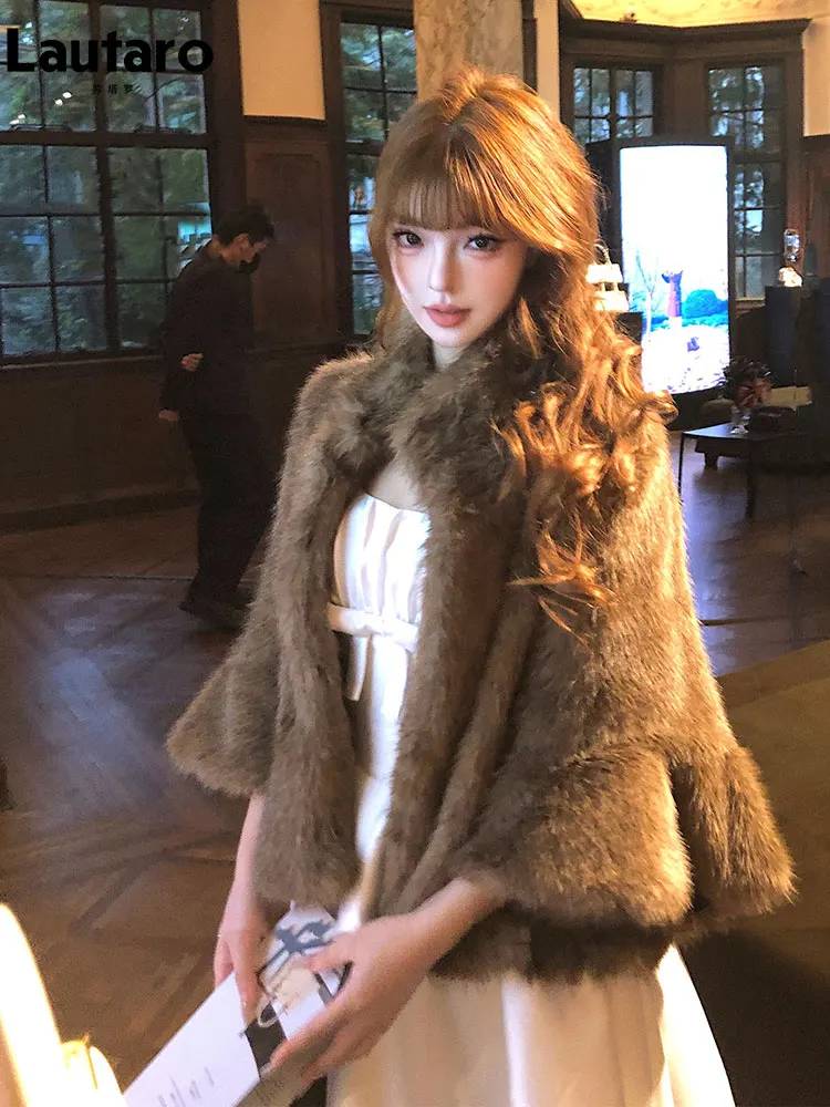 Lautaro Autumn Winter Short Brown Thick Warm Soft Faux Mink Fur Coat Women 3/4 Sleeve Elegant Luxury Stylish Chic Fluffy Jacket
Lautaro Autumn Winter Short Brown Thick Warm Soft Faux Mink Fur Coat Women 3/4 Sleeve Elegant Luxury Stylish Chic Fluffy Jacket