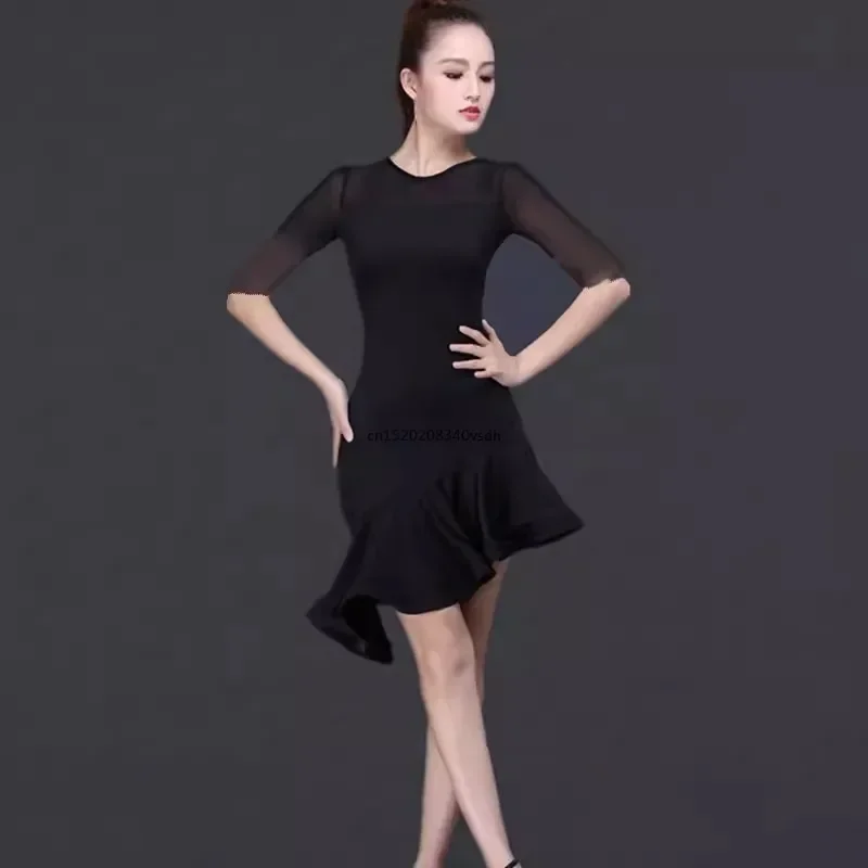 Latin Dance Dress Female Sexy Suit 2024 Summer New Fashion Splicing Performance Dance Training Skirt Short Sleeves Line Clothing
Latin Dance Dress Female Sexy Suit 2024 Summer New Fashion Splicing Performance Dance Training Skirt Short Sleeves Line Clothing