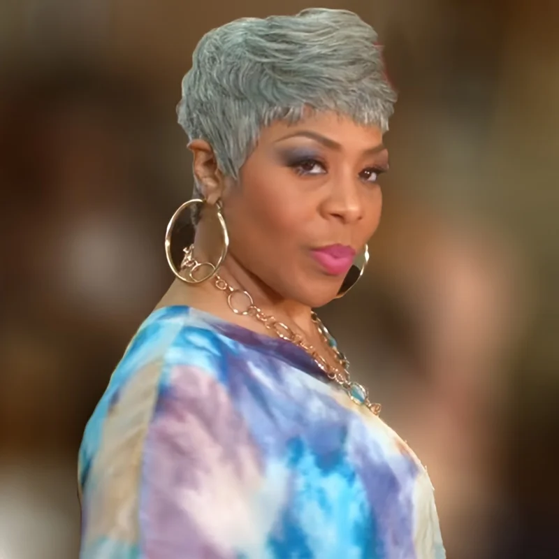 New for Summer Short gray Synthetic wig for women classic gray hairstyle pixie hair wig to mother US
New for Summer Short gray Synthetic wig for women classic gray hairstyle pixie hair wig to mother US