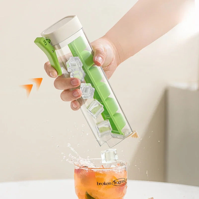 Hand Press Tray 6-Grid Refrigerator Ice Cubes Mold ice cube tray mould silicone mold 、 pastryice cream machine Summer Gadgets
Hand Press Tray 6-Grid Refrigerator Ice Cubes Mold ice cube tray mould silicone mold 、 pastryice cream machine Summer Gadgets